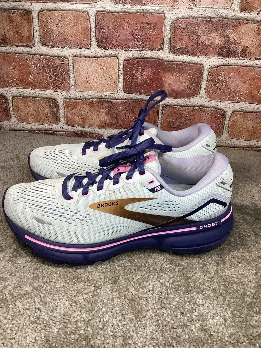 Brooks Ghost 15 women’s running shoes sneakers size 6.5